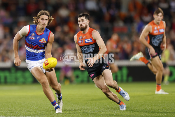 AFL 2025 Round 07 - GWS v Western Bulldogs - A-58996777