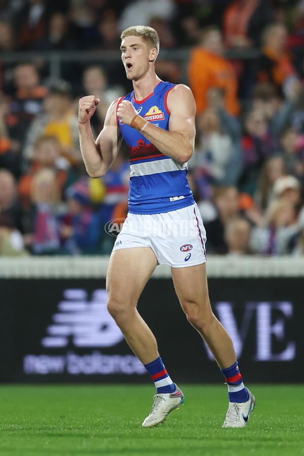 AFL 2025 Round 07 - GWS v Western Bulldogs - A-58996785