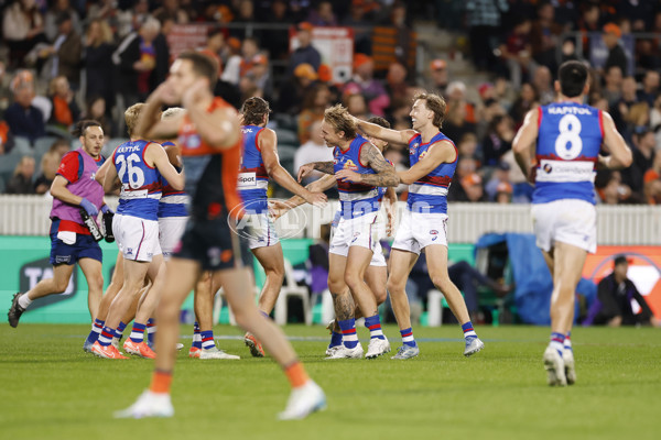 AFL 2025 Round 07 - GWS v Western Bulldogs - A-58999666