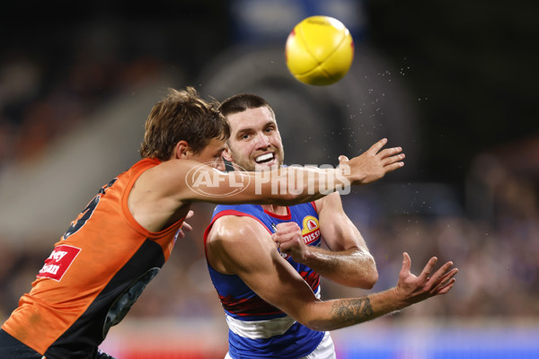 AFL 2025 Round 07 - GWS v Western Bulldogs - A-59000690
