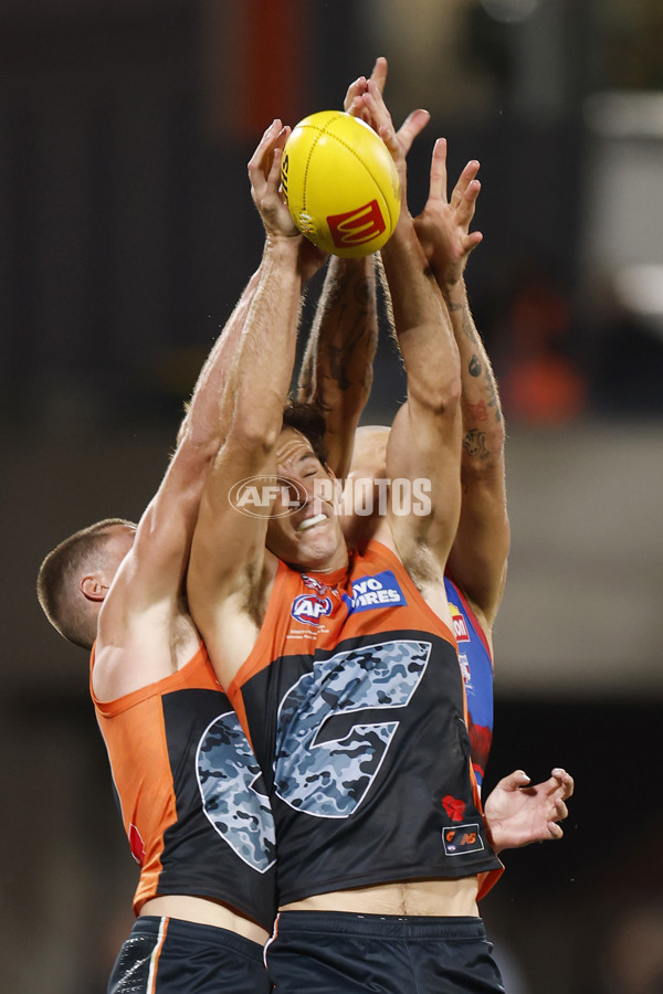 AFL 2025 Round 07 - GWS v Western Bulldogs - A-59000693
