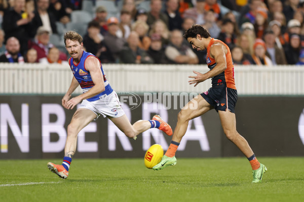 AFL 2025 Round 07 - GWS v Western Bulldogs - A-59000751