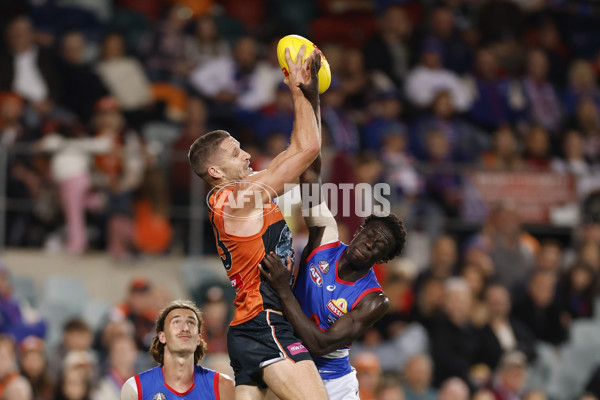 AFL 2025 Round 07 - GWS v Western Bulldogs - A-59000756