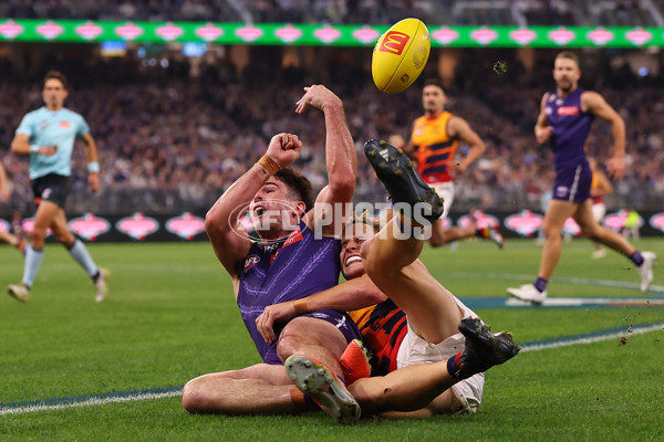 AFL 2025 Round 07 - Fremantle v Adelaide - A-59003826