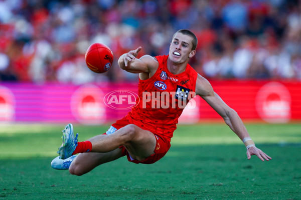AFL 2025 Round 07 - Gold Coast v Sydney - A-59013144