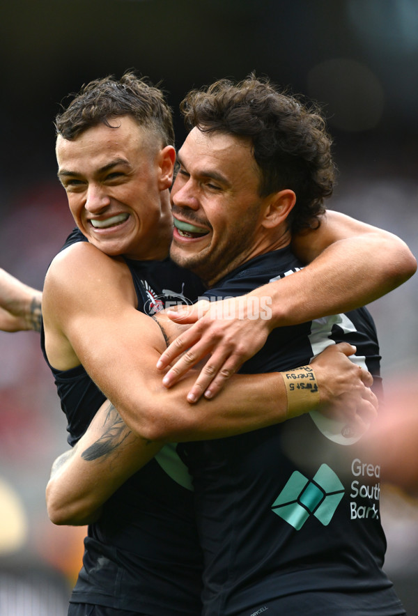 AFL 2025 Round 07 - Carlton v Geelong - A-59016307