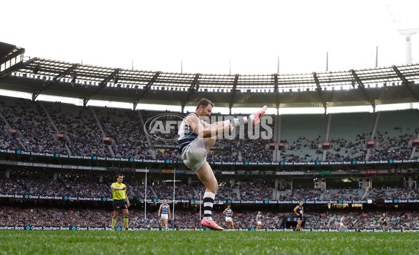 AFL 2025 Round 07 - Carlton v Geelong - A-59024280