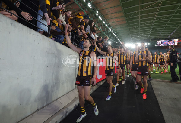 AFL 2025 Round 07 - Hawthorn v West Coast - A-59037048