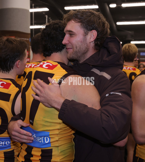 AFL 2025 Round 07 - Hawthorn v West Coast - A-59037052