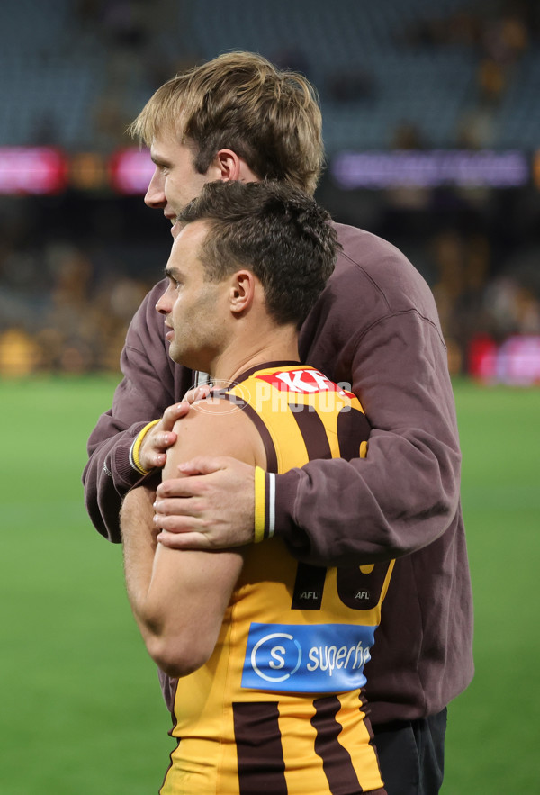 AFL 2025 Round 07 - Hawthorn v West Coast - A-59037338
