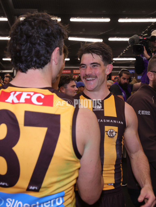 AFL 2025 Round 07 - Hawthorn v West Coast - A-59037359
