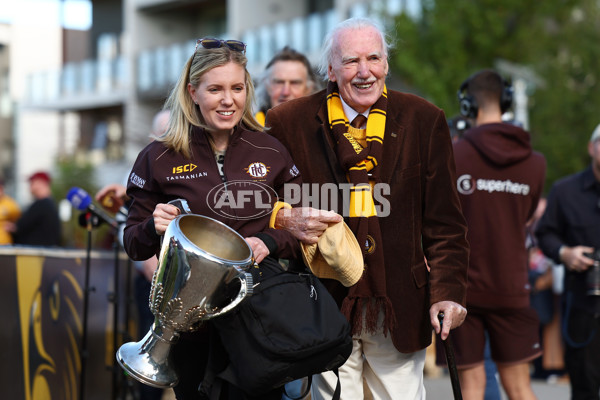 AFL 2025 Media - Hawthorn Media Opportunity 300425 - A-59039411