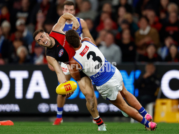 AFL 2025 Round 08 - Essendon v North Melbourne - A-59116748