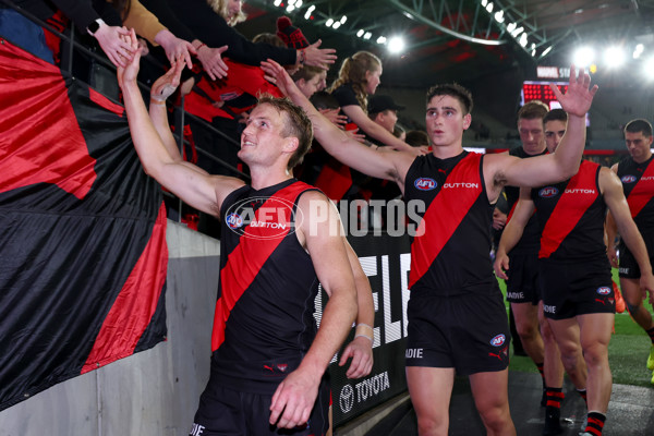 AFL 2025 Round 08 - Essendon v North Melbourne - A-59119463