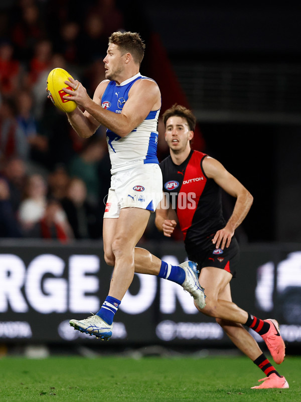 AFL 2025 Round 08 - Essendon v North Melbourne - A-59119531