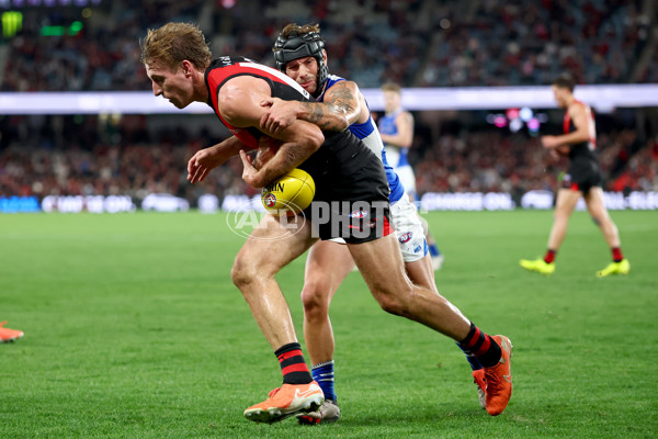 AFL 2025 Round 08 - Essendon v North Melbourne - A-59123468