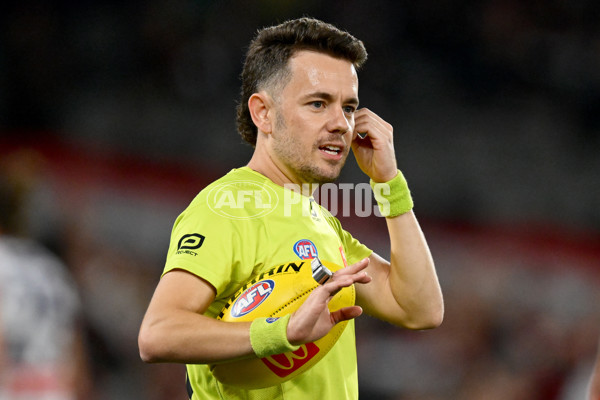 AFL 2025 Round 08 - St Kilda v Fremantle - A-59131002