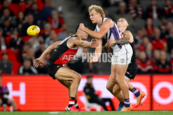 AFL 2025 Round 08 - St Kilda v Fremantle - A-59131976