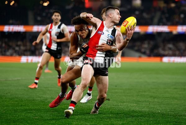 AFL 2025 Round 08 - St Kilda v Fremantle - A-59131986
