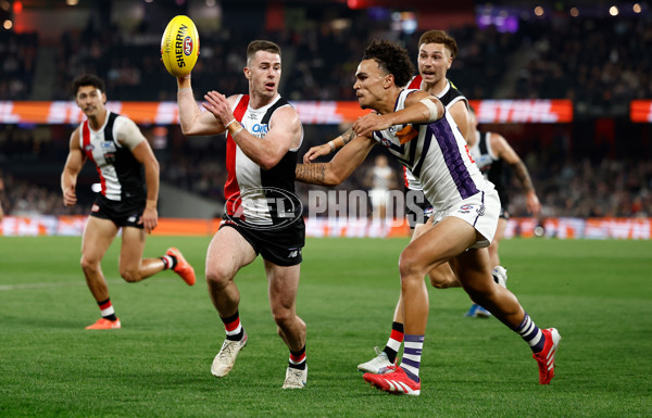 AFL 2025 Round 08 - St Kilda v Fremantle - A-59131990
