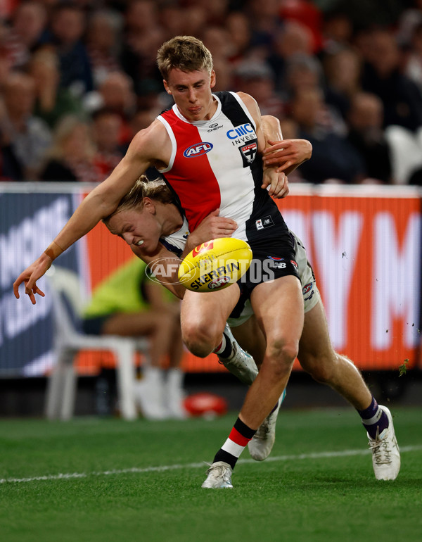 AFL 2025 Round 08 - St Kilda v Fremantle - A-59131998