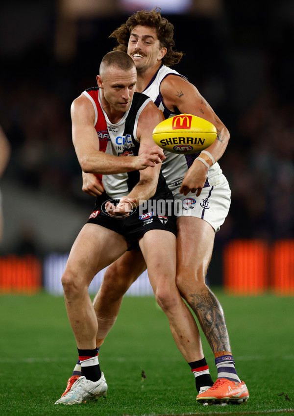 AFL 2025 Round 08 - St Kilda v Fremantle - A-59132996
