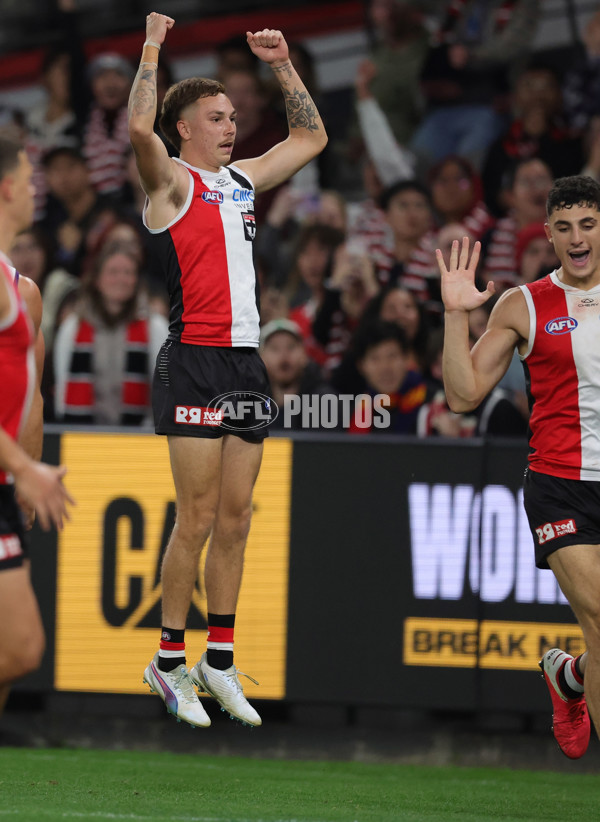 AFL 2025 Round 08 - St Kilda v Fremantle - A-59132997