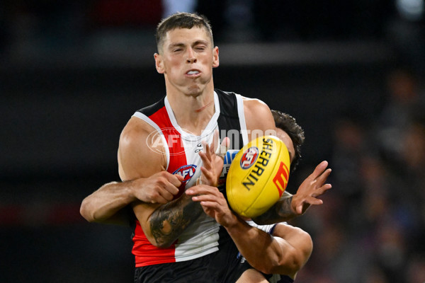 AFL 2025 Round 08 - St Kilda v Fremantle - A-59133028