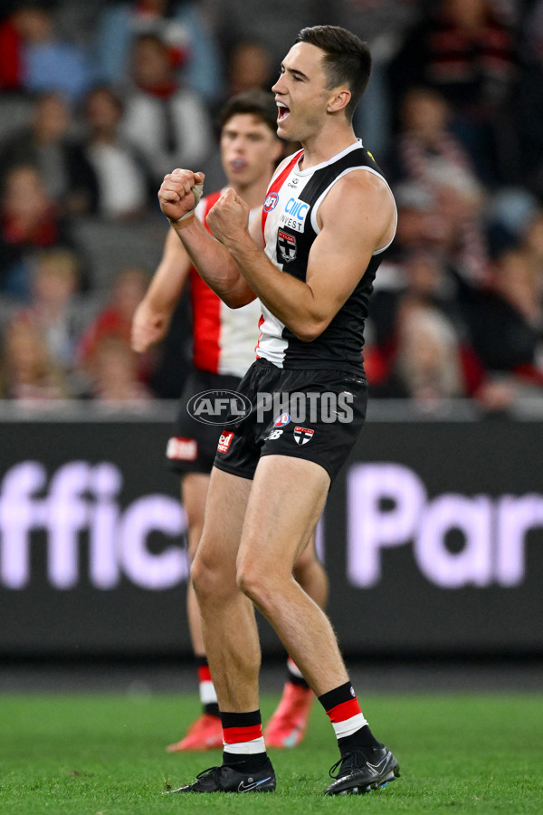 AFL 2025 Round 08 - St Kilda v Fremantle - A-59133068