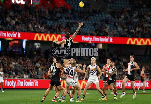 AFL 2025 Round 08 - St Kilda v Fremantle - A-59134708