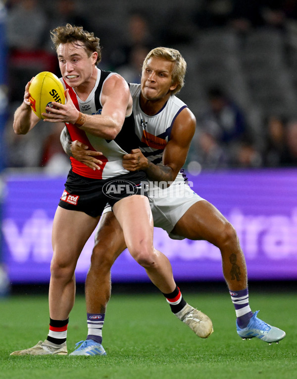 AFL 2025 Round 08 - St Kilda v Fremantle - A-59134751