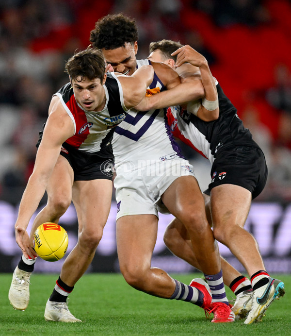 AFL 2025 Round 08 - St Kilda v Fremantle - A-59136947