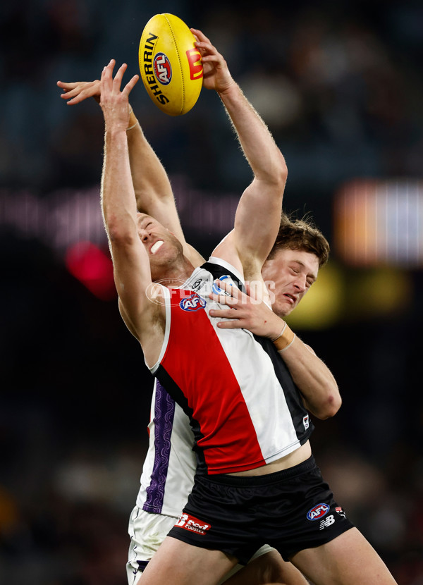 AFL 2025 Round 08 - St Kilda v Fremantle - A-59136973