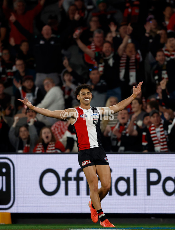 AFL 2025 Round 08 - St Kilda v Fremantle - A-59137728
