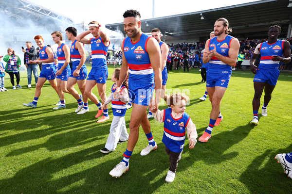 AFL 2025 Round 08 - Western Bulldogs v Port Adelaide - A-59141419
