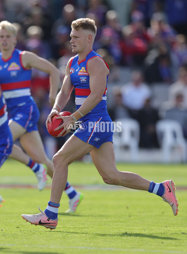 AFL 2025 Round 08 - Western Bulldogs v Port Adelaide - A-59144011