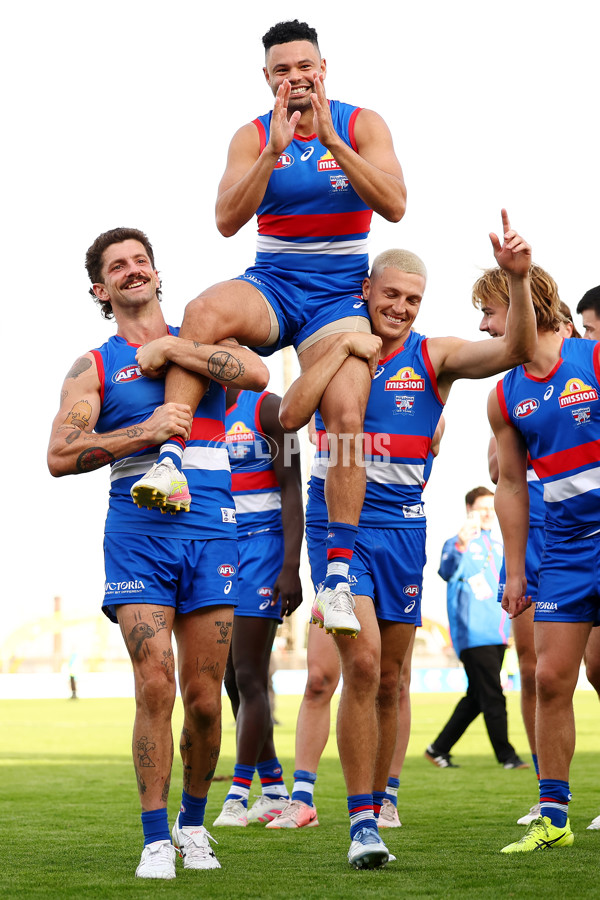 AFL 2025 Round 08 - Western Bulldogs v Port Adelaide - A-59150758