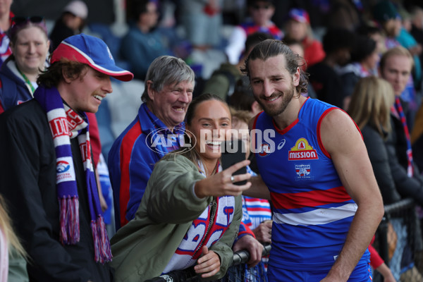 AFL 2025 Round 08 - Western Bulldogs v Port Adelaide - A-59150802