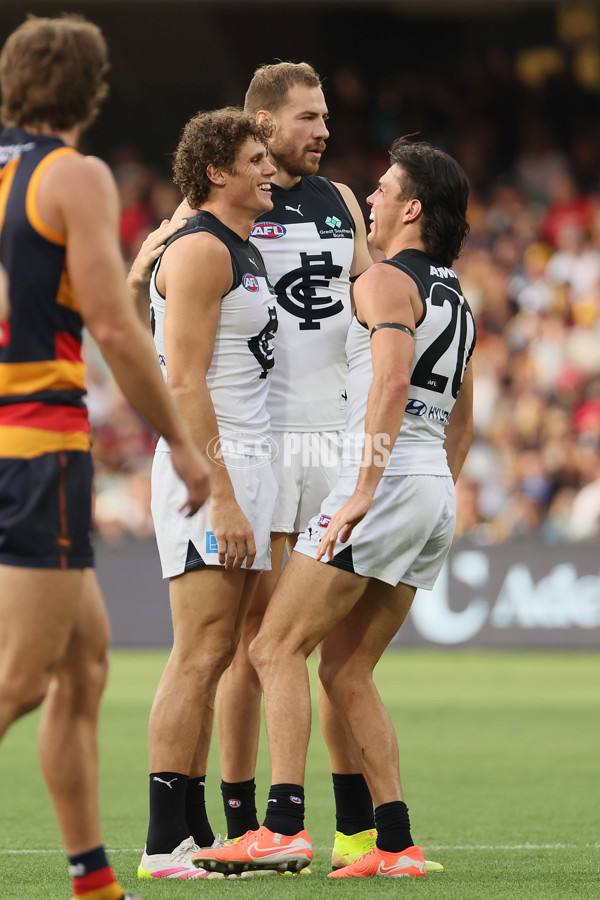 AFL 2025 Round 08 - Adelaide v Carlton - A-59153231