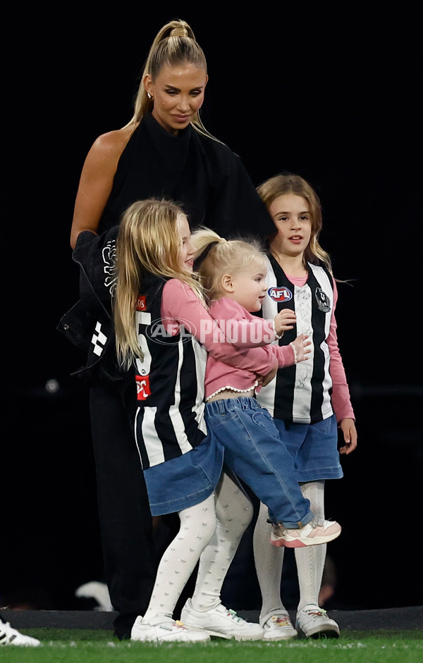 AFL 2025 Round 08 - Collingwood v Geelong - A-59158068