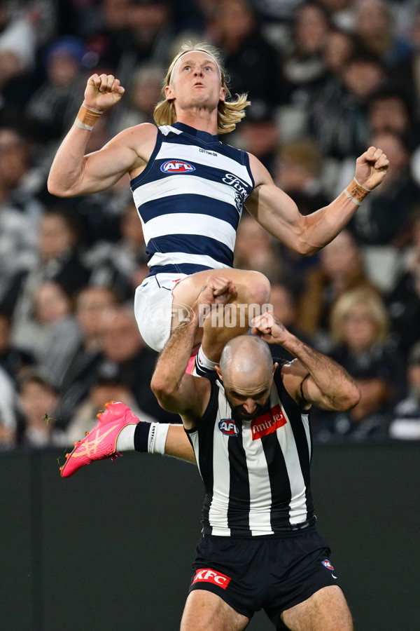 AFL 2025 Round 08 - Collingwood v Geelong - A-59163343