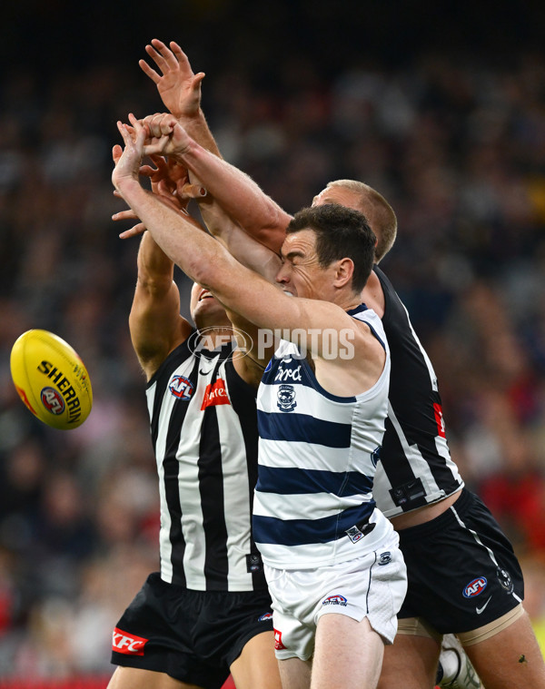 AFL 2025 Round 08 - Collingwood v Geelong - A-59163967