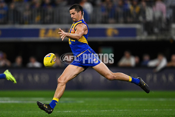 AFL 2025 Round 08 - West Coast v Melbourne - A-59168036
