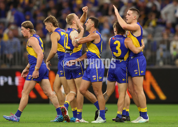 AFL 2025 Round 08 - West Coast v Melbourne - A-59168637