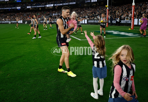 AFL 2025 Round 08 - Collingwood v Geelong - A-59170088