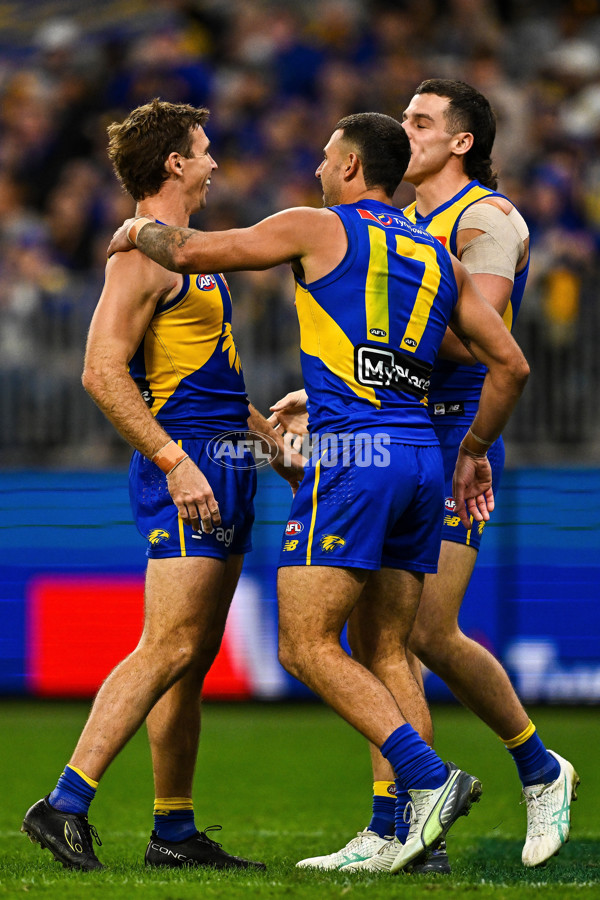 AFL 2025 Round 08 - West Coast v Melbourne - A-59171293
