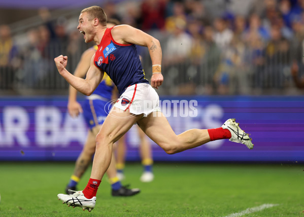 AFL 2025 Round 08 - West Coast v Melbourne - A-59172516