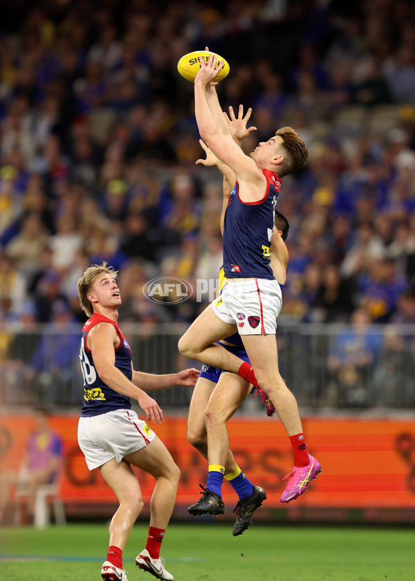 AFL 2025 Round 08 - West Coast v Melbourne - A-59176002