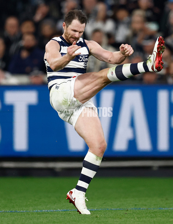 AFL 2025 Round 08 - Collingwood v Geelong - A-59176029