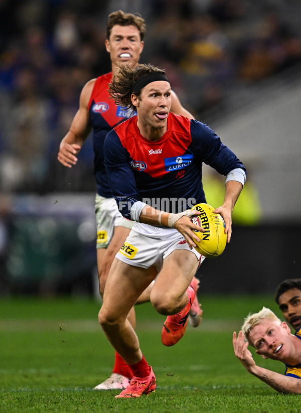 AFL 2025 Round 08 - West Coast v Melbourne - A-59176051